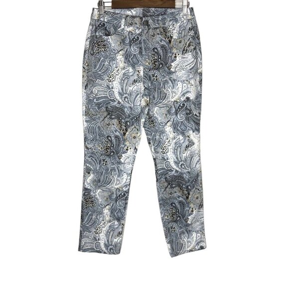 Chico's NWT Feathered Paisley Girlfriend Slim Leg Ankle Jeans Size 0 - Picture 1 of 11